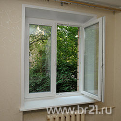 Пластиковое окно с откосами в кирпичном доме - фото 1