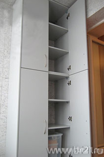 Шкаф на балкон из ЛДСП